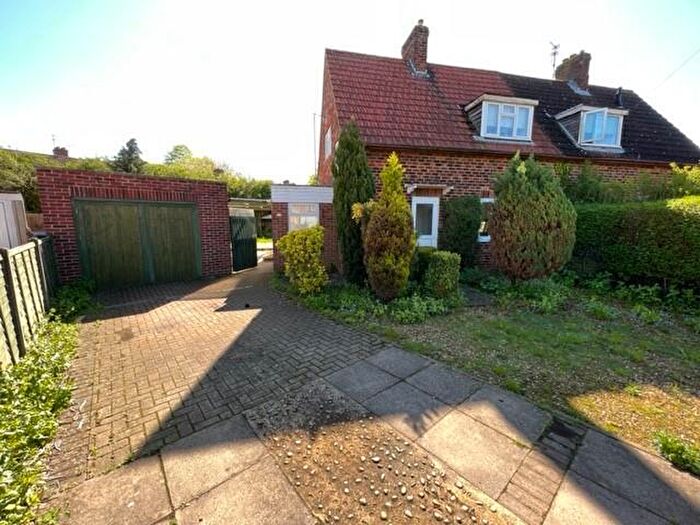 2 Bedroom House To Rent In Upperfield Grove, Corby, NN17