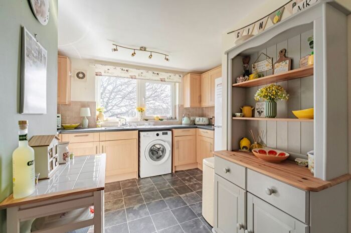 2 Bedroom Flat For Sale In Ormesby Road, Badersfield, NR10