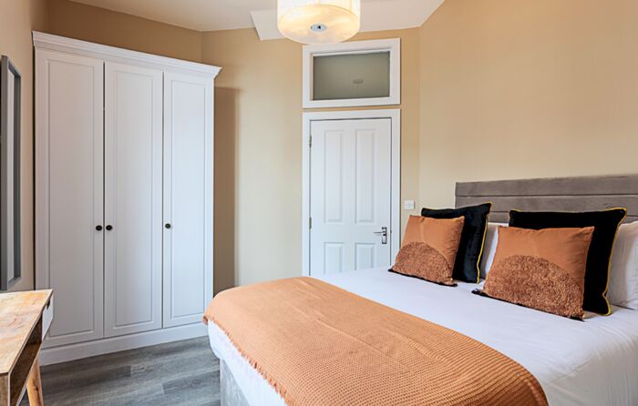 2 Bedroom House To Rent In Crystal Palace Residence Church Road, London, London, SE19