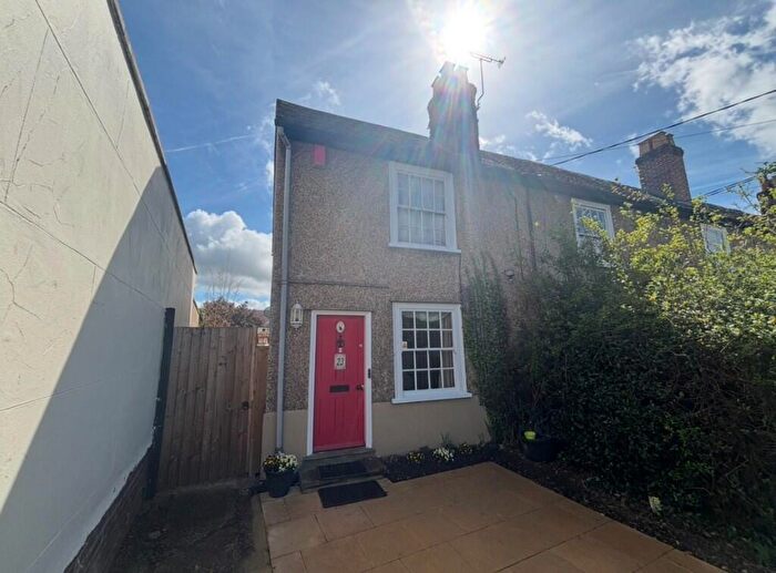 2 Bedroom Cottage To Rent In London Road, Braintree, Essex, CM7