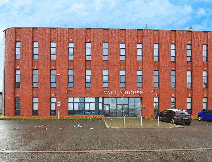 2 Bedroom Flat For Sale In Vicarage Farm Road, Peterborough, Cambridgeshire, PE1