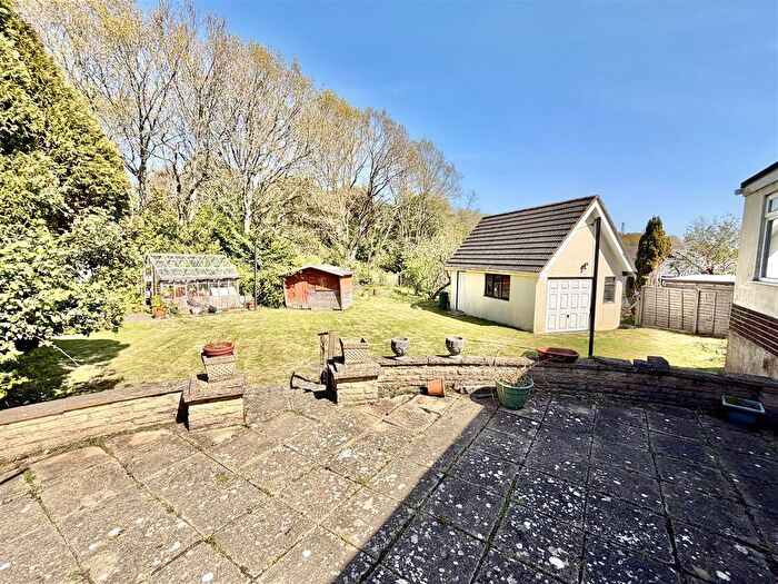 3 Bedroom Detached Bungalow For Sale In Carters Avenue, Hamworthy, BH15