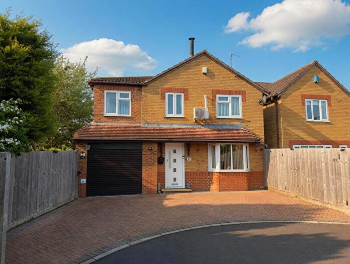 5 Bedroom Detached House For Sale In Beauvais Court, Duston, Northampton, NN5