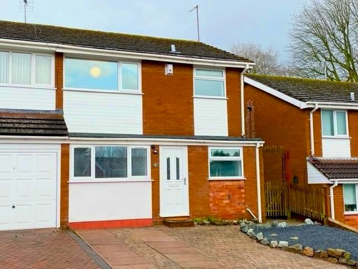 4 Bedroom Property To Rent In Nevis Court, Compton, Wolverhampton, WV3
