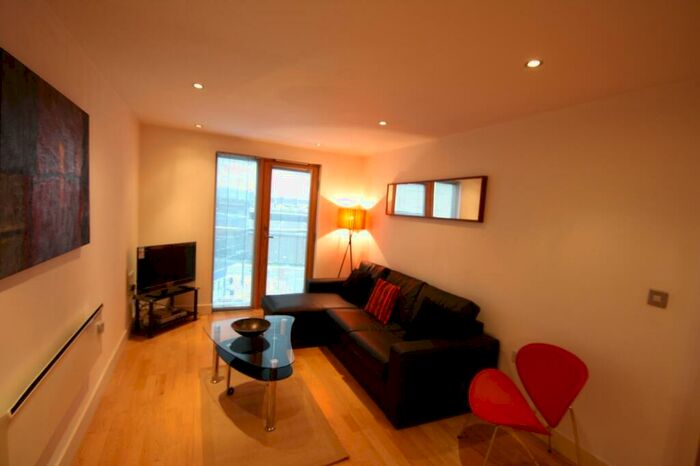 1 Bedroom Flat To Rent In The Boulevard, Leeds, West Yorkshire, Uk, LS10