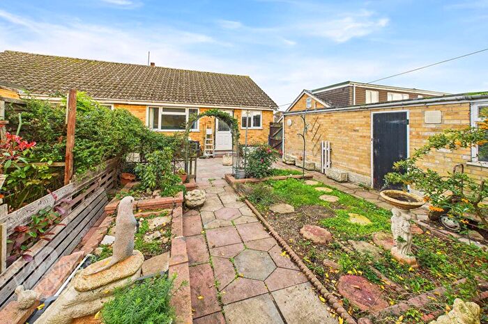 2 Bedroom Semi-Detached Bungalow For Sale In Old Market Way, Hempnall, Norwich, NR15