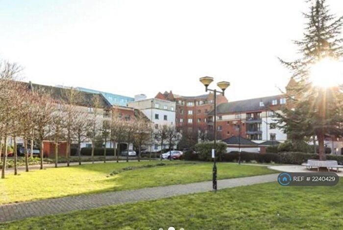 2 Bedroom Flat To Rent In Manor Gardens, London, N7