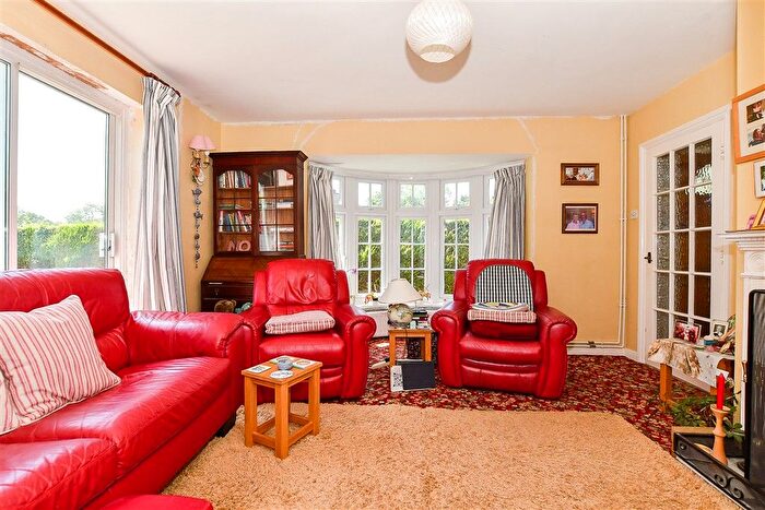 5 Bedroom Detached House For Sale In Southgate Road, Tenterden, Kent, TN30