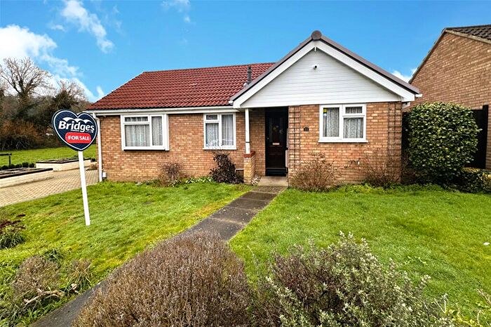 3 Bedroom Bungalow For Sale In Sandringham Way, Frimley, Camberley, Surrey, GU16