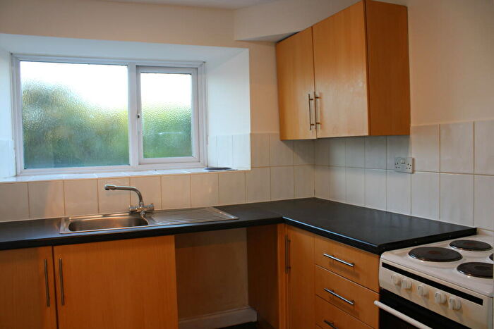 2 Bedroom Flat To Rent In Central Yeovil, Somerset, BA20
