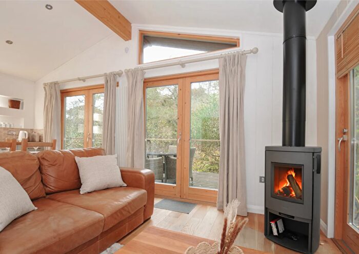 2 Bedroom Lodge For Sale In Lanreath, Looe, PL13