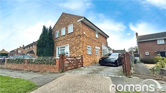 3 Bedroom End Terrace House For Sale In Mulberry Crescent, West Drayton, UB7