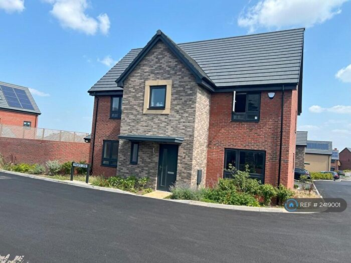 4 Bedroom Detached House To Rent In Philips Lane, Stoke Gifford, Bristol, BS34