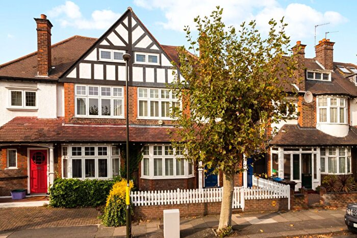 5 Bedroom Detached House To Rent In Compton Road, London, SW19