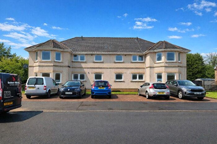 3 Bedroom Flat To Rent In Allands Avenue, Inchinnan, Renfrewshire, PA4