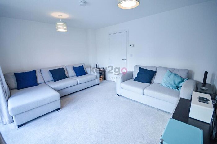 3 Bedroom Semi-Detached House For Sale In Winder Avenue, Halfway, Sheffield, S20