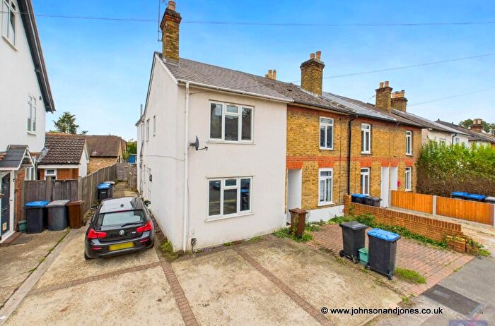 3 Bedroom Semi-Detached House For Sale In Alexandra Road, Addlestone, Surrey, KT15