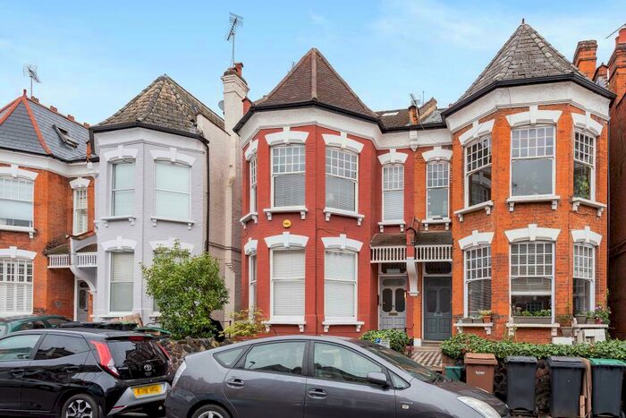 1 Bedroom Apartment To Rent In Elder Avenue, London, N8