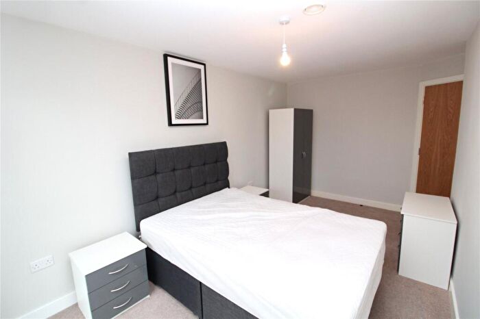 2 Bedroom Flat To Rent In Bridgewater Point, Ordsall Lane, Salford, M5