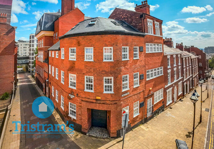 2 Bedroom Apartment To Rent In The Hollows, St. James's Terrace, NG1