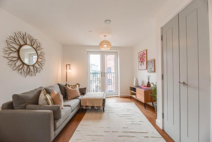 2 Bedroom Apartment To Rent In Central Street, Bolton, Greater Manchester, BL1