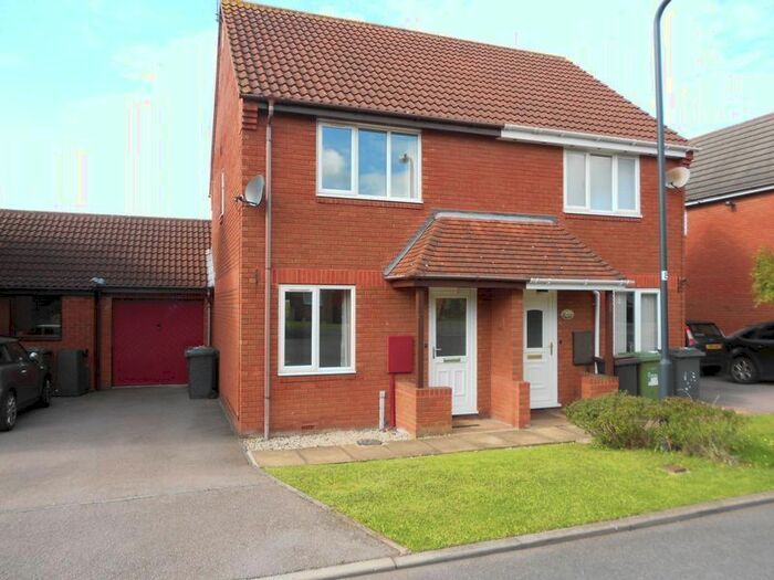 2 Bedroom Semi Detached House To Rent In Melbourne Close, Nuneaton CV11