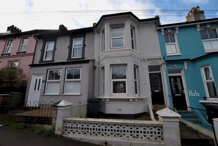 3 Bedroom Terraced House To Rent In Mount Pleasant Road, Hastings, TN34