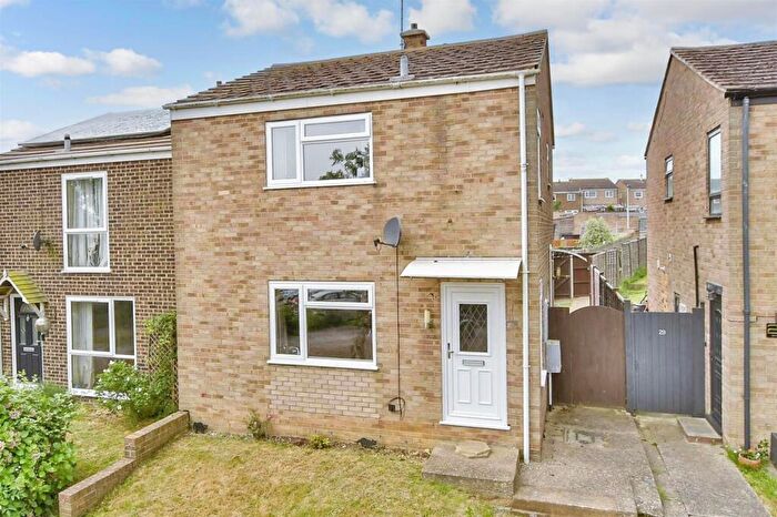 3 Bedroom Semi-Detached House For Sale In Binney Road, Allhallows, Rochester, Kent, ME3