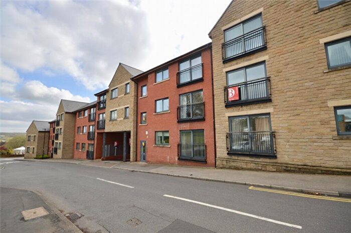 2 Bedroom Flat To Rent In Primrose Drive, Ecclesfield, Sheffield, South Yorkshire, S35