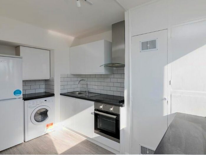 1 Bedroom Flat To Rent In Stanway Court, Geffrye Estate, London, N1