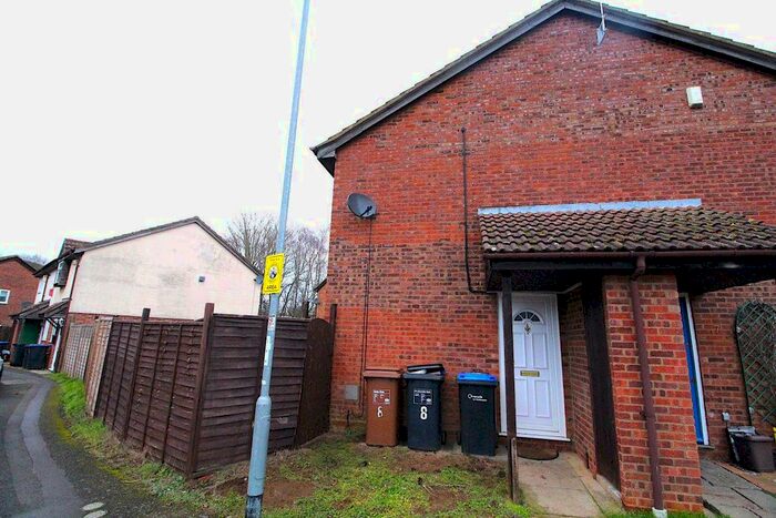 1 Bedroom Property To Rent In Keyham Court, Abington, Northampton, NN3