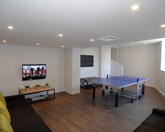 6 Bedroom Terraced House To Rent In Iddesleigh Road, Exeter, EX4