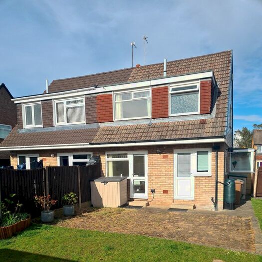 3 Bedroom Property To Rent In Brookhurst Avenue, Bromborough, Wirral, CH63