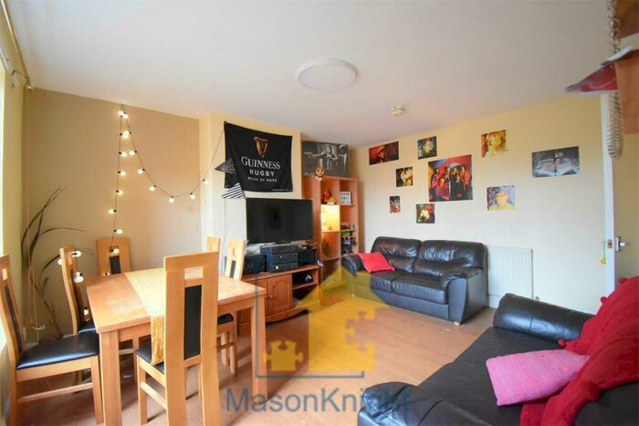 7 Bedroom Semi-Detached House To Rent In Gibbins Road, Selly Oak, B29