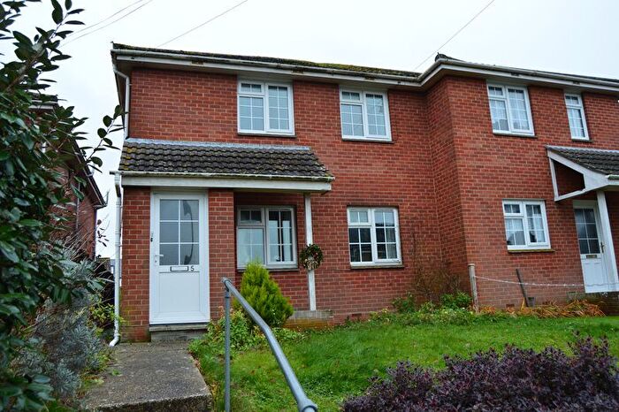 2 Bedroom Flat To Rent In Mount Pleasant Road, Newport, PO30