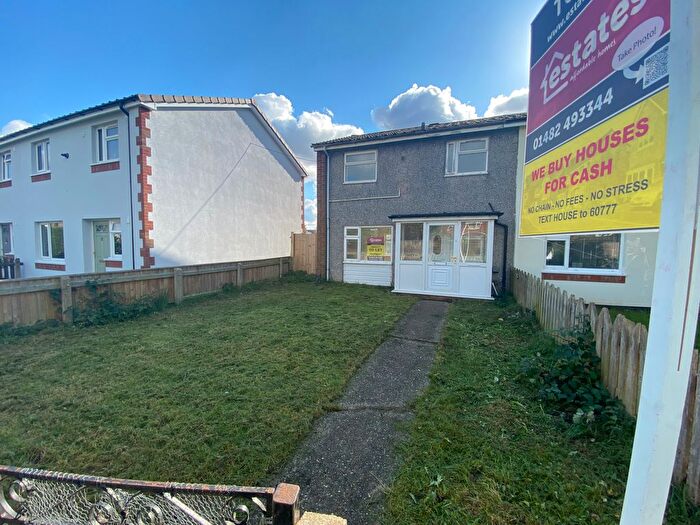 3 Bedroom Semi-Detached House To Rent In Barnard Walk, Immingham, DN40