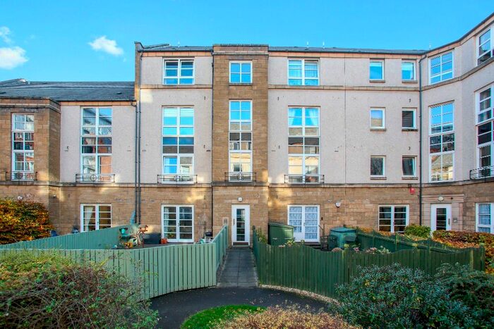 2 Bedroom Flat To Rent In Blandfield, Broughton, Edinburgh, EH7