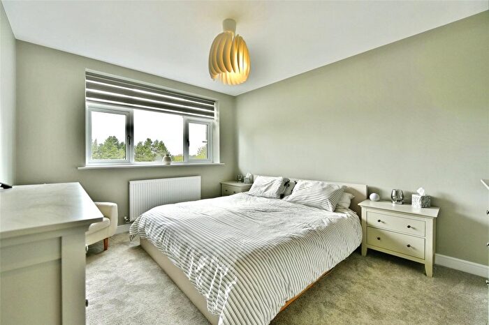 4 Bedroom Detached House For Sale In Fox Lane, Sheffield, South Yorkshire, S12