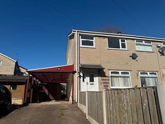 3 Bedroom Property To Rent In Towngate, Thurlstone, Sheffield, S36