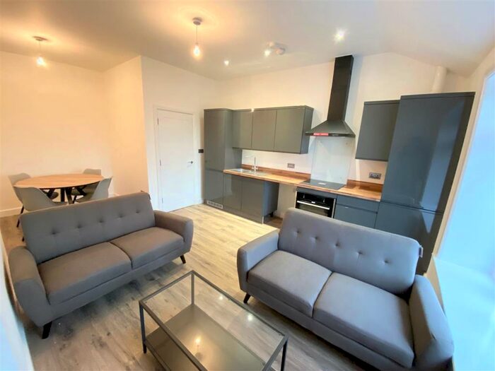 2 Bedroom Apartment To Rent In Park Terrace, Waterloo, Liverpool, L22