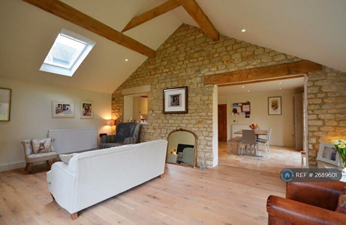 4 Bedroom Semi-Detached House To Rent In The Green, Marcham, Abingdon, OX13