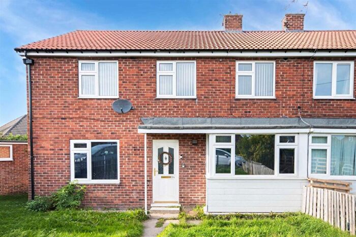 2 Bedroom Flat For Sale In Rowena Drive, Thurcroft, Rotherham, S66