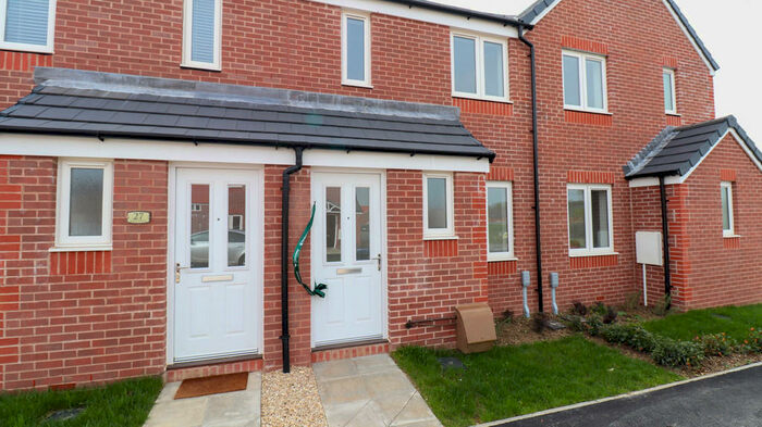 2 Bedroom Terraced House To Rent In James Avenue, Calne, SN11