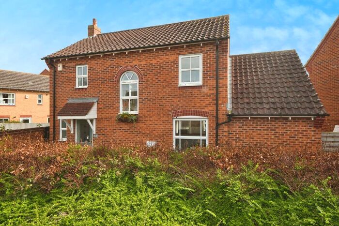 3 Bedroom Detached House For Sale In Privet Walk, Witham St Hughs, Lincolnshire, LN6