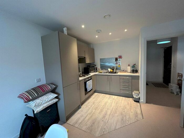 1 Bedroom Flat To Rent In Pound Lane, York, YO1