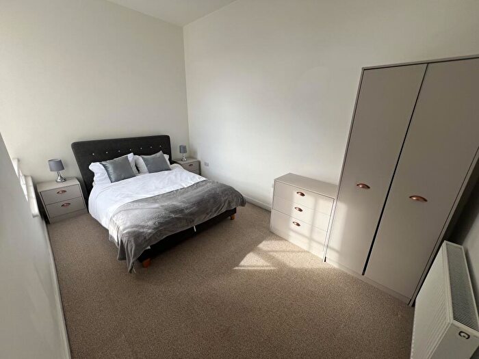 3 Bedroom Apartment To Rent In Heritage Park, S6