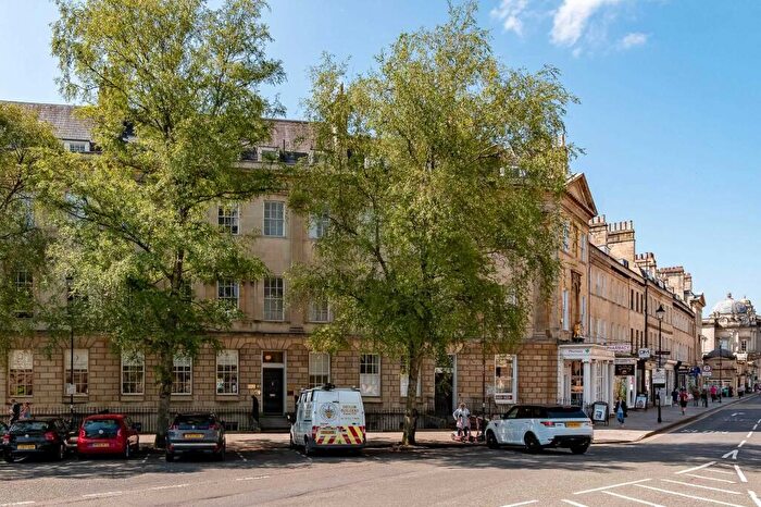 2 Bedroom Apartment To Rent In Laura Place, BA2