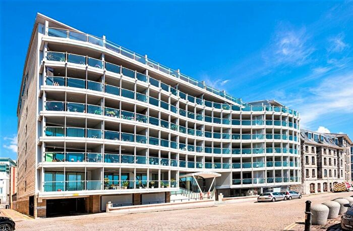 2 Bedroom Apartment For Sale In Discovery Wharf, Sutton Harbour, PL4