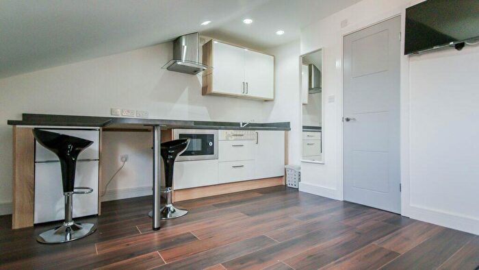 Studio To Rent In Bristol Road, Selly Oak, Birmingham, B29