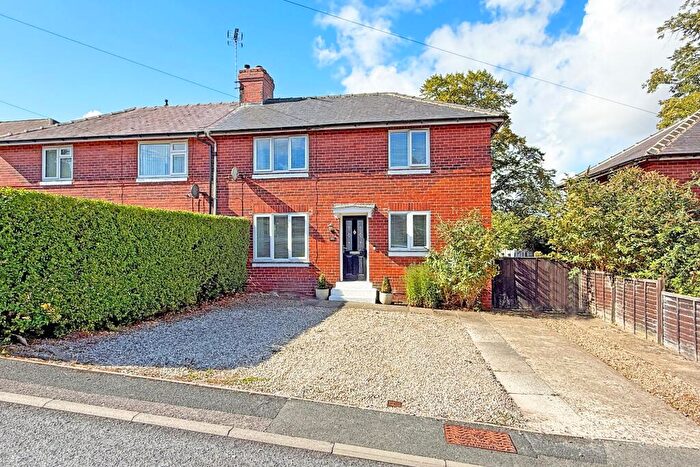 3 Bedroom Semi Detached House For Sale In Spruisty Road, Harrogate, HG1